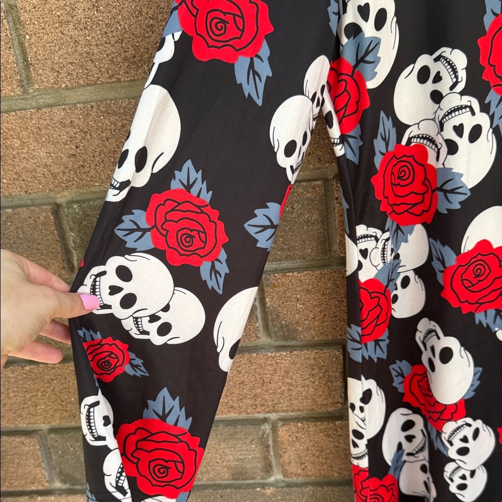Ruiyige Black Halloween Skull and Roses Print Long Sleeve Dress XL - Picture 4 of 7